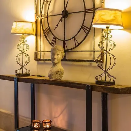 Luce Design - Special Category Отель 4*