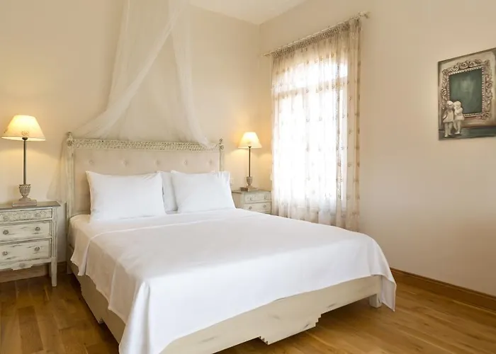 Luce Design - Special Category Hotel 4*