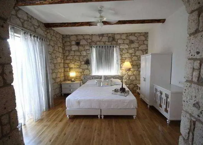 Luce Design - Special Category 4* אלאקאטי